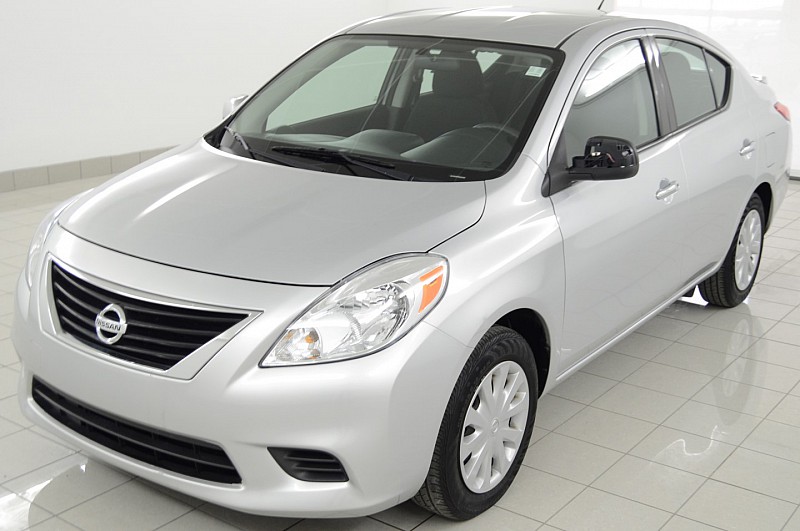 Pre-Owned 2014 Nissan Versa 4d Sedan SV 4dr Car In Lawrence #LG150A ...